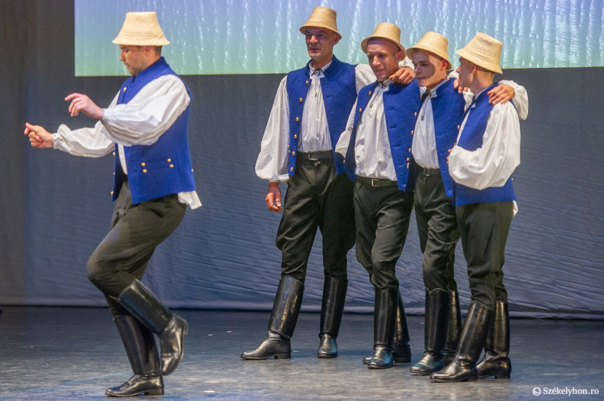 &bullet;  Fotó: Beliczay László