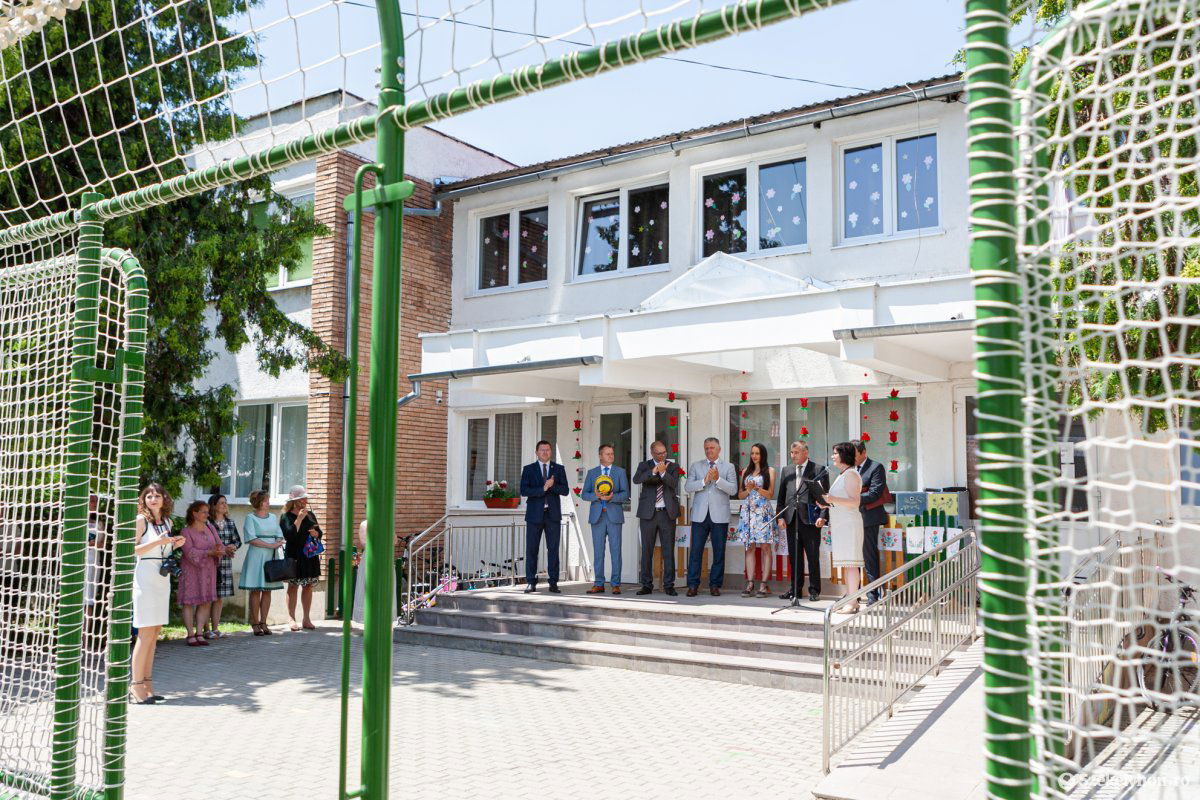 &bullet;  Fotó: Erdély Bálint Előd