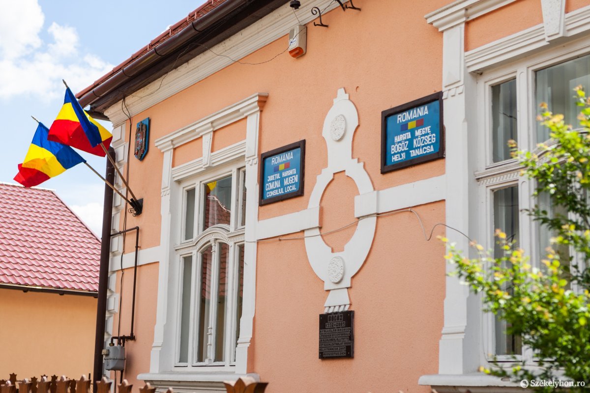 A polgármester szerint a közösséget is erősítené egy községi címer •  Fotó: Erdély Bálint Előd