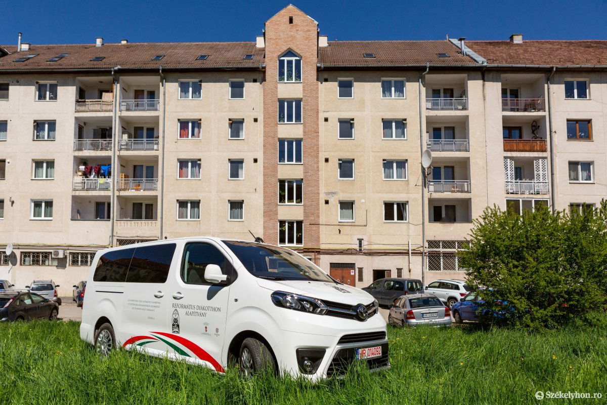 &bullet;  Fotó: Erdély Bálint Előd