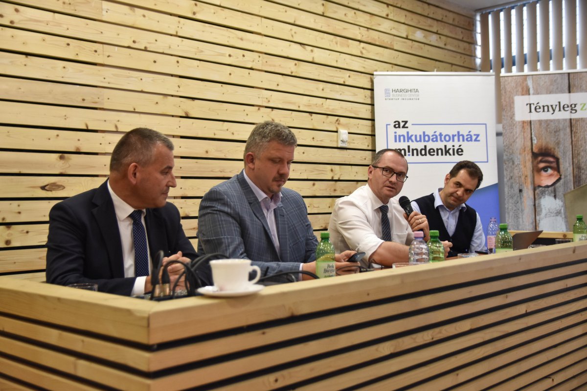 &bullet;  Fotó: Berkeczi Zsolt