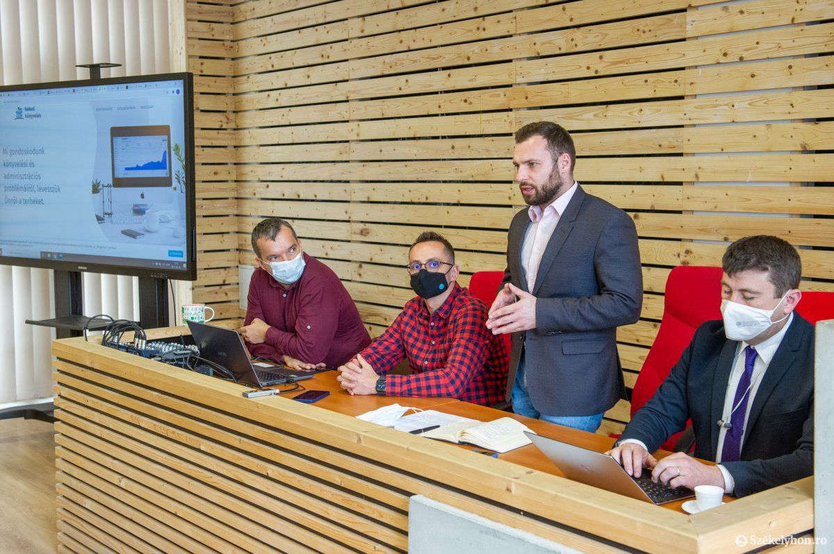 A partnerek egyetértettek: a világjárvány bebizonyította, hogy az online jelenlét ma már nélkülözhetetlen a vállalkozói szférában is •  Fotó: Beliczay László
