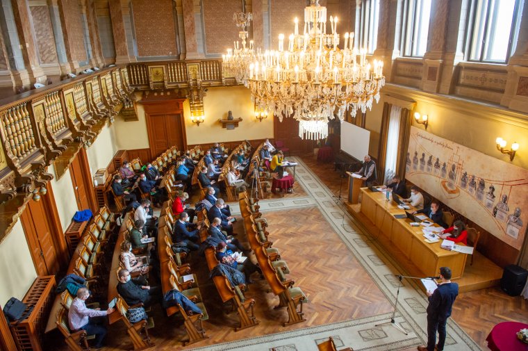 Pontosították a székelyudvarhelyi városi címer meghatározását