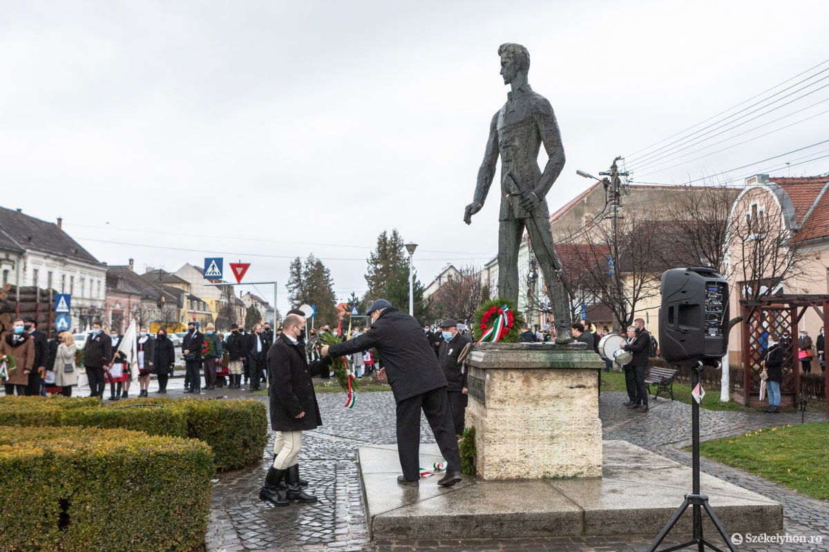 •  Fotó: Erdély Bálint Előd