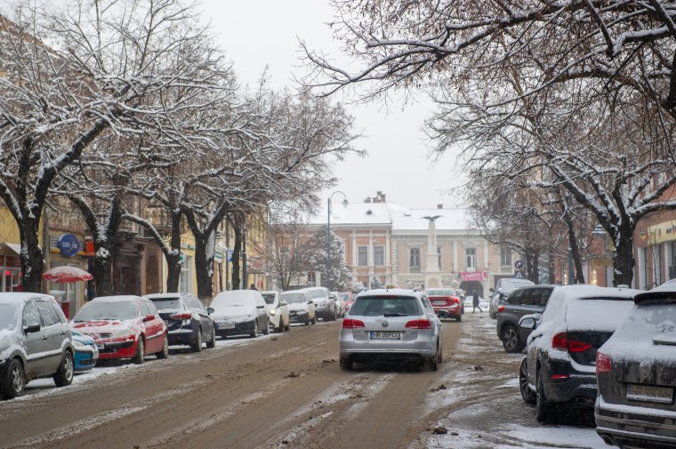 Még várat magára a tavasz, havazásra, hóviharokra vonatkozó figyelmeztetést adtak ki