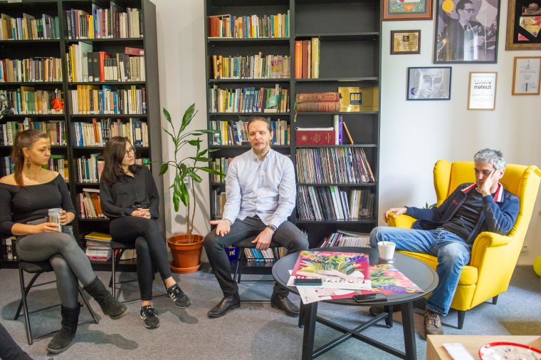 Vérszirom – iskolába megy a színház