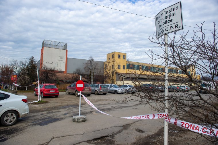 Másodjára is szabálytalanul zárták le a vasút melletti parkolót Székelyudvarhelyen