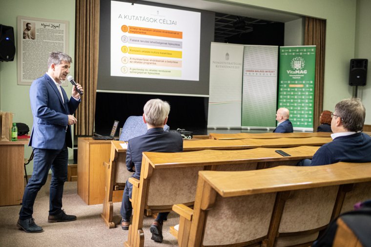 Meglehetősen alacsony a szakoktatás presztízse a diákok és szülők körében