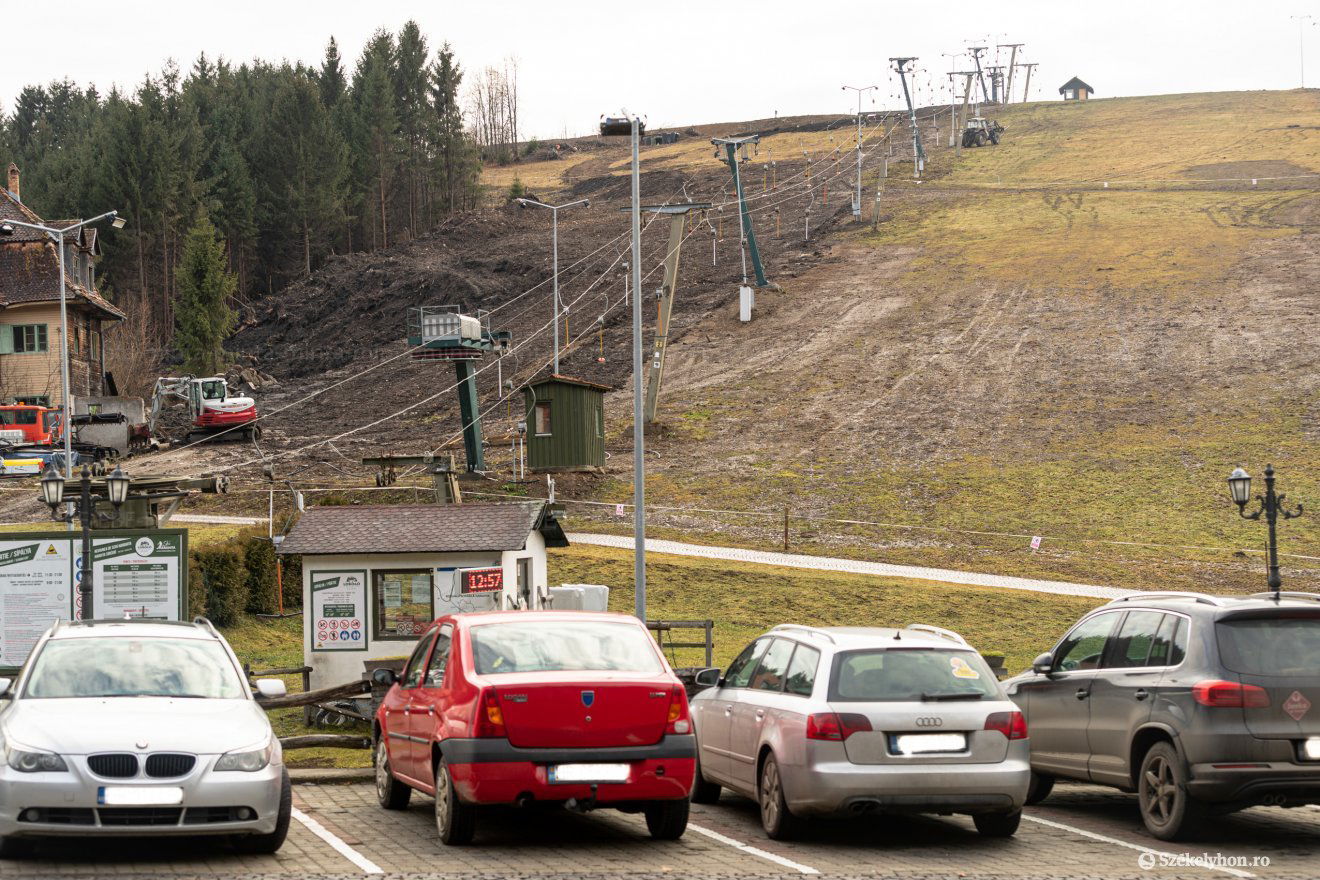Csak a síszezonban lesz lezárva az útszakasz •  Fotó: Erdély Bálint Előd