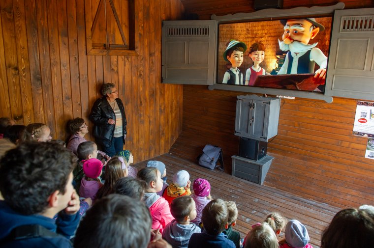 Számos gyerek volt kíváncsi a Legendárium új rajzfilmjére