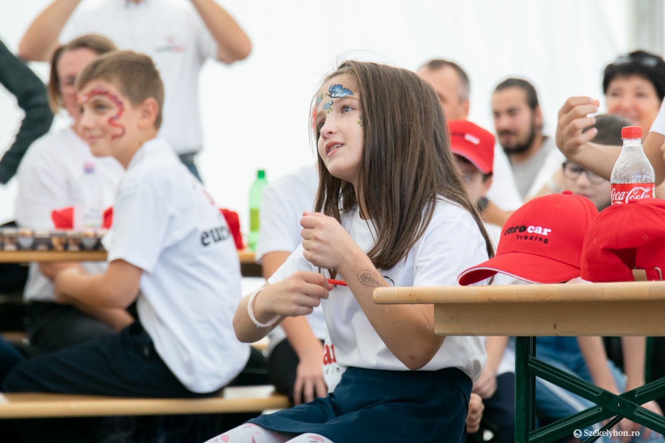 •  Fotó: László Ildikó