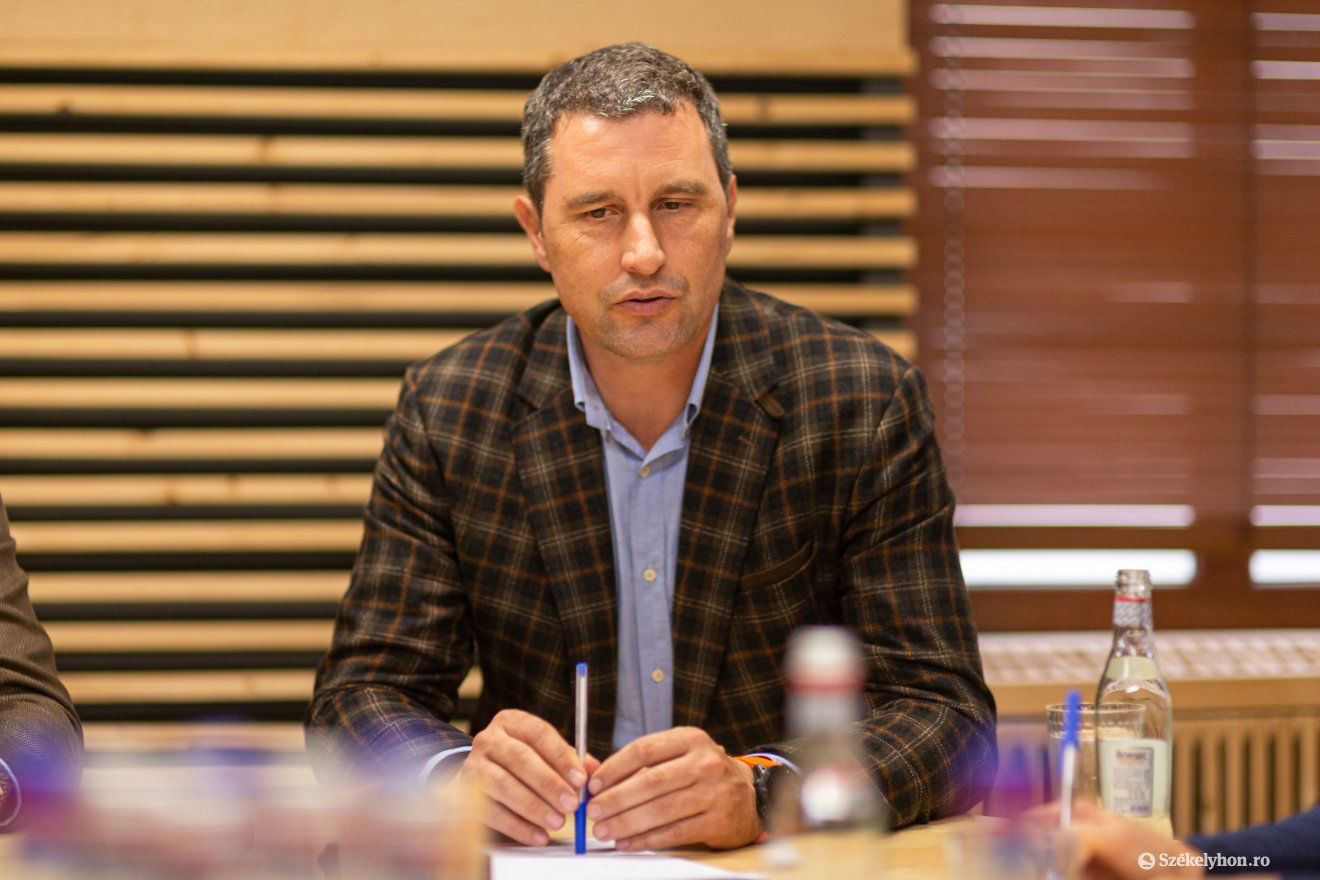 Tánczos Barna