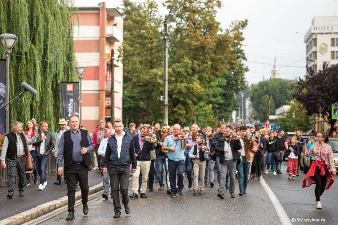 •  Fotó: Erdély Bálint Előd