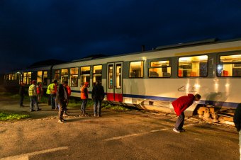 Autót ütött el a vonat Ócfalvánál