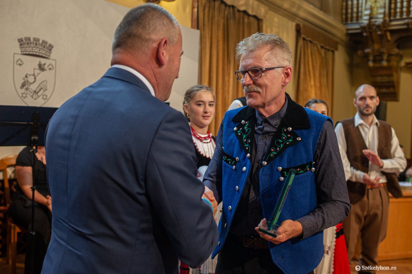 •  Fotó: Erdély Bálint Előd