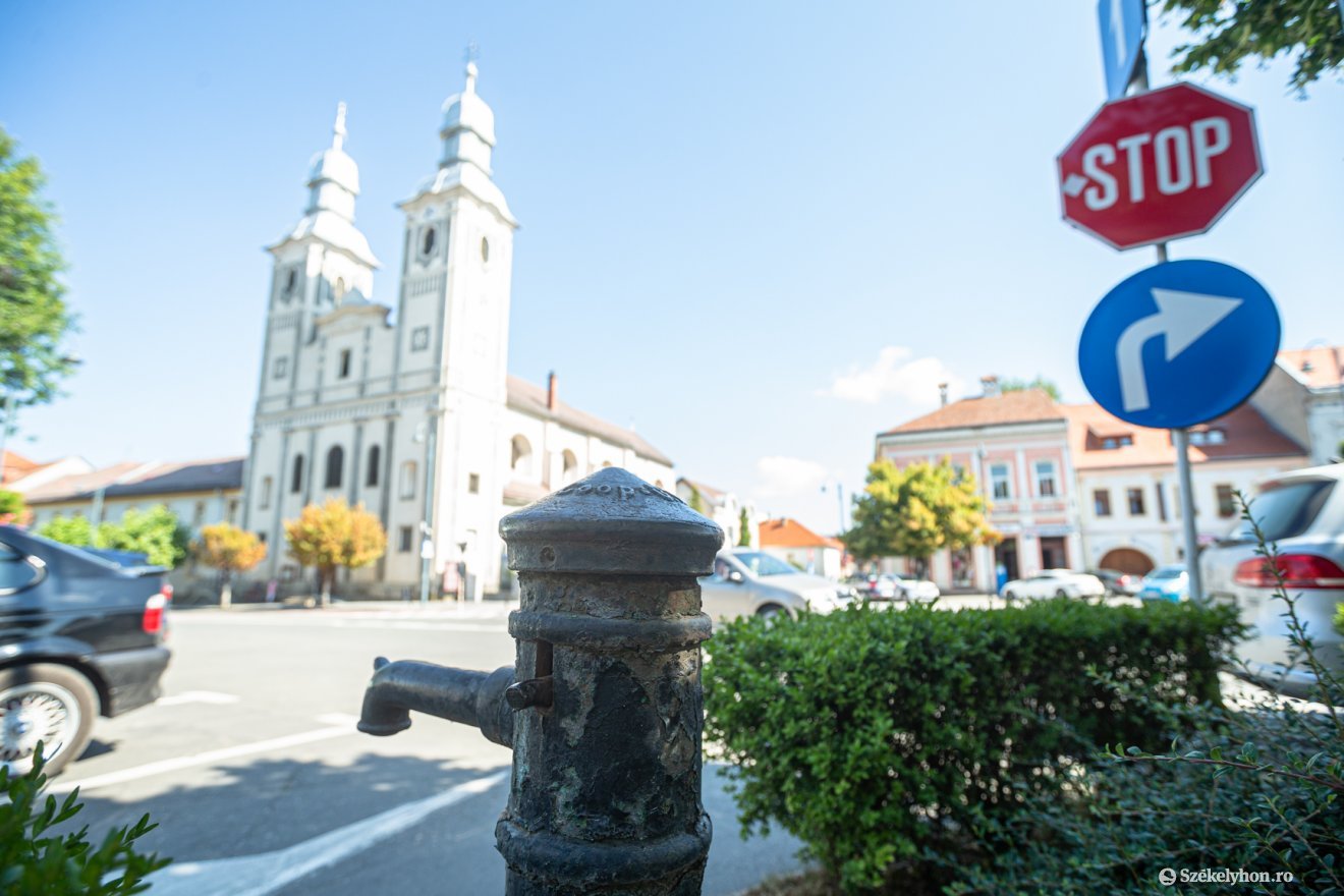 Nem tervezik az ivókutak visszaállítását vagy a meglévők újbóli beüzemelését Székelyudvarhelyen •  Fotó: Erdély Bálint Előd