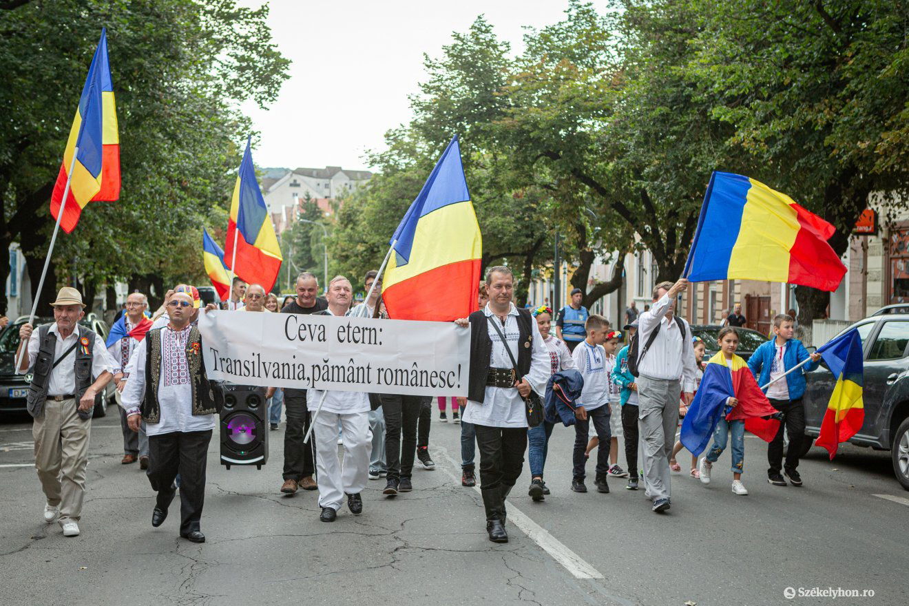 Idén december 1-jén  is székelyföldi településen ünnepel a szélsőségesen magyarellenes szervezet •  Fotó: Erdély Bálint Előd