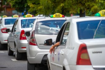 „Taxiztak” a rendőrök augusztus utolsó napján