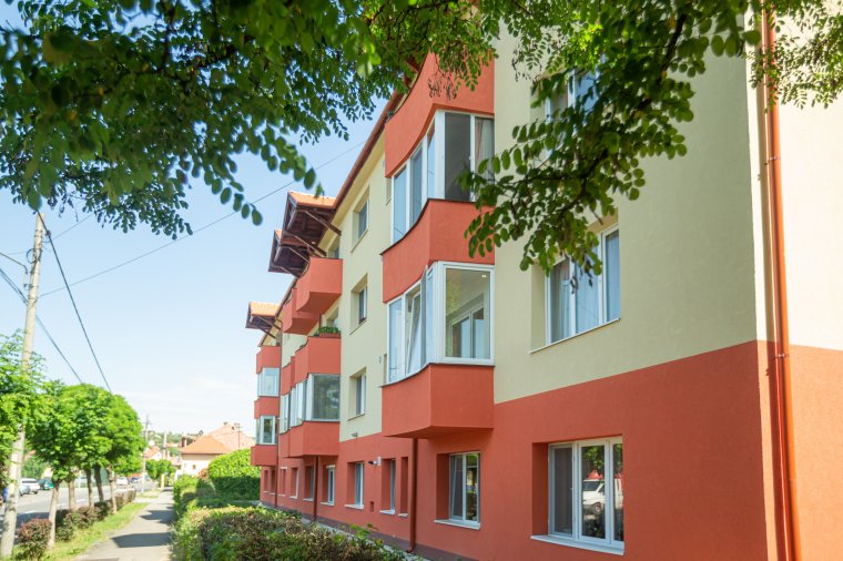 Újabb tömbház hőszigetelése fejeződött be Székelyudvarhelyen