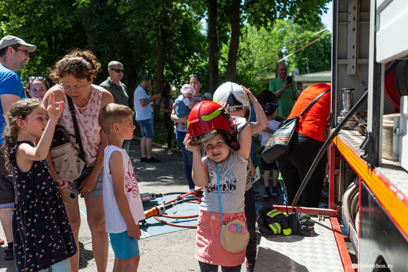 &bullet;  Fotó: Erdély Bálint Előd