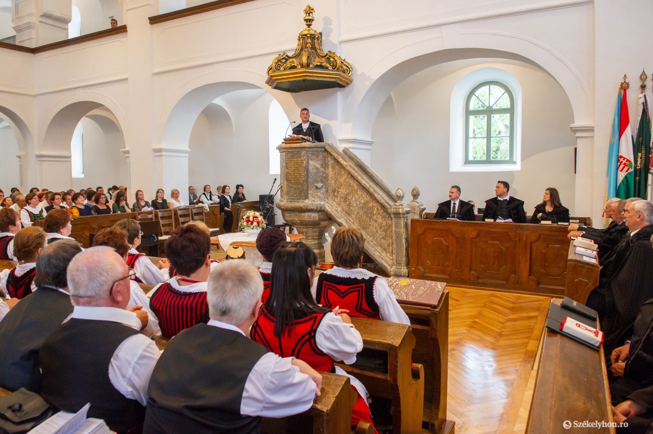 Ünnepeink idején minden nemzeti sajátosságunk fontos, minden, ami csakis ránk, magyarokra vonatkozik legyen az a Kárpát-medence bármelyik zugában •  Fotó: Beliczay László