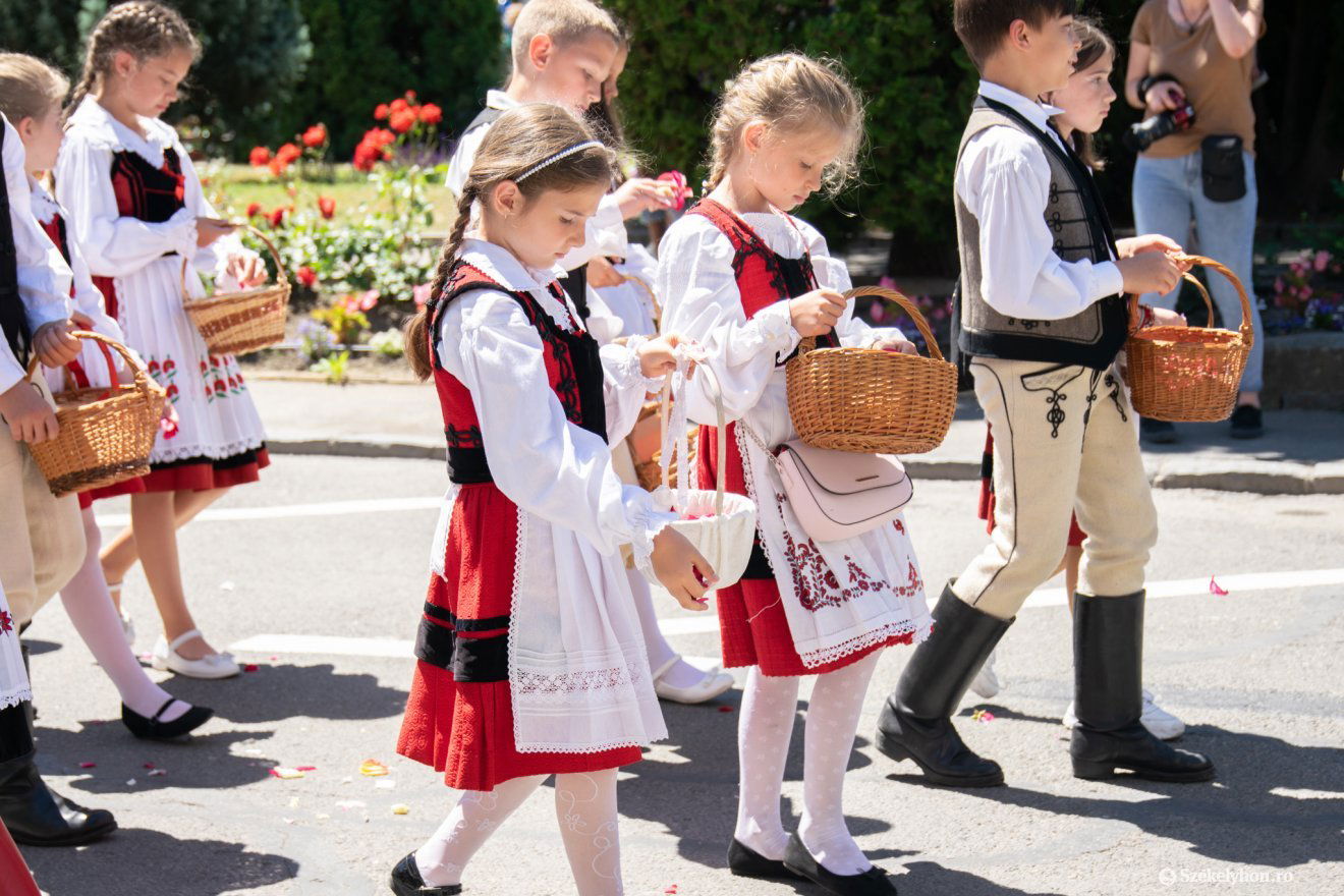 •  Fotó: László Ildikó