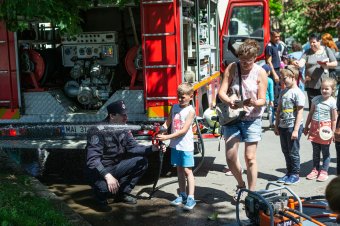 Útlezárások, de ezúttal a gyermeknap miatt