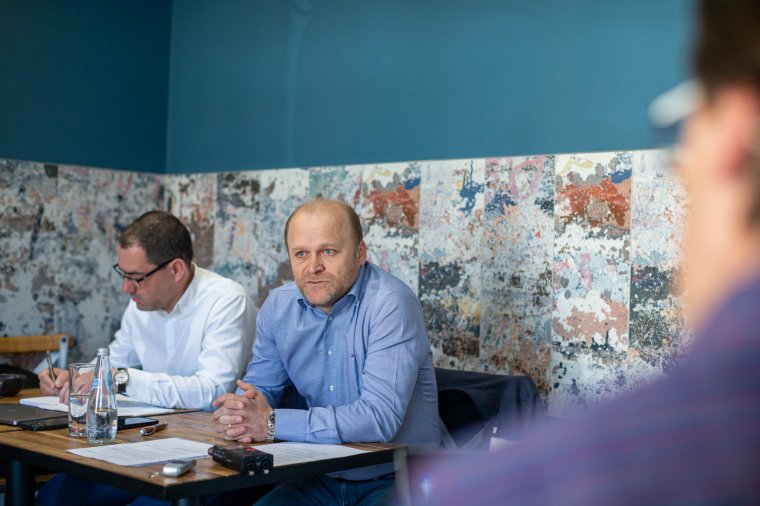 Gálfi lemondását kéri a POL-frakció, de a polgármester határozottan kijelentette, nem távozik