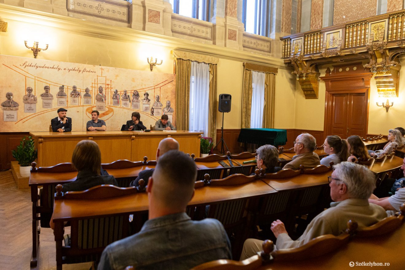 •  Fotó: Erdély Bálint Előd