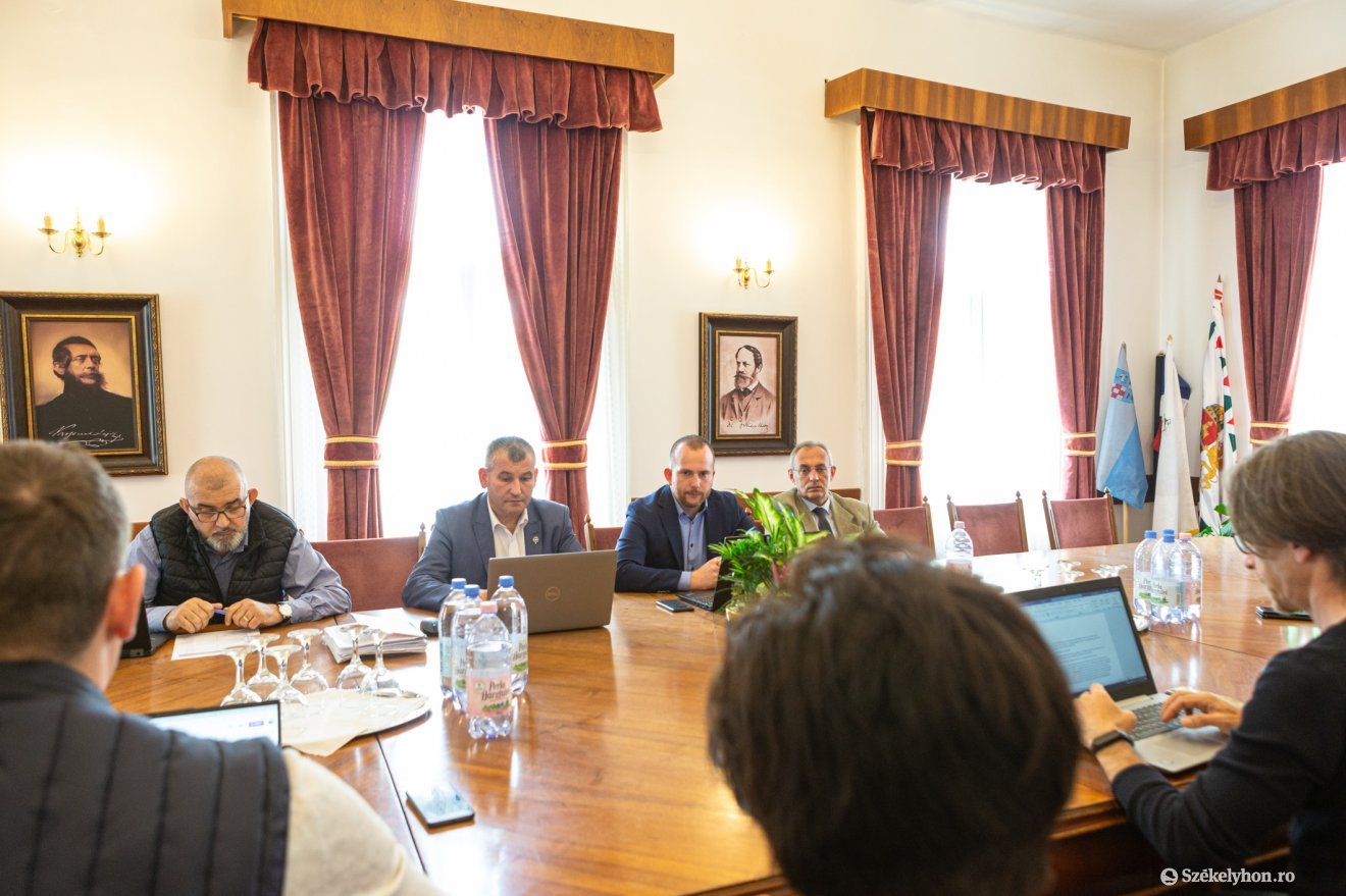 •  Fotó: Erdély Bálint Előd