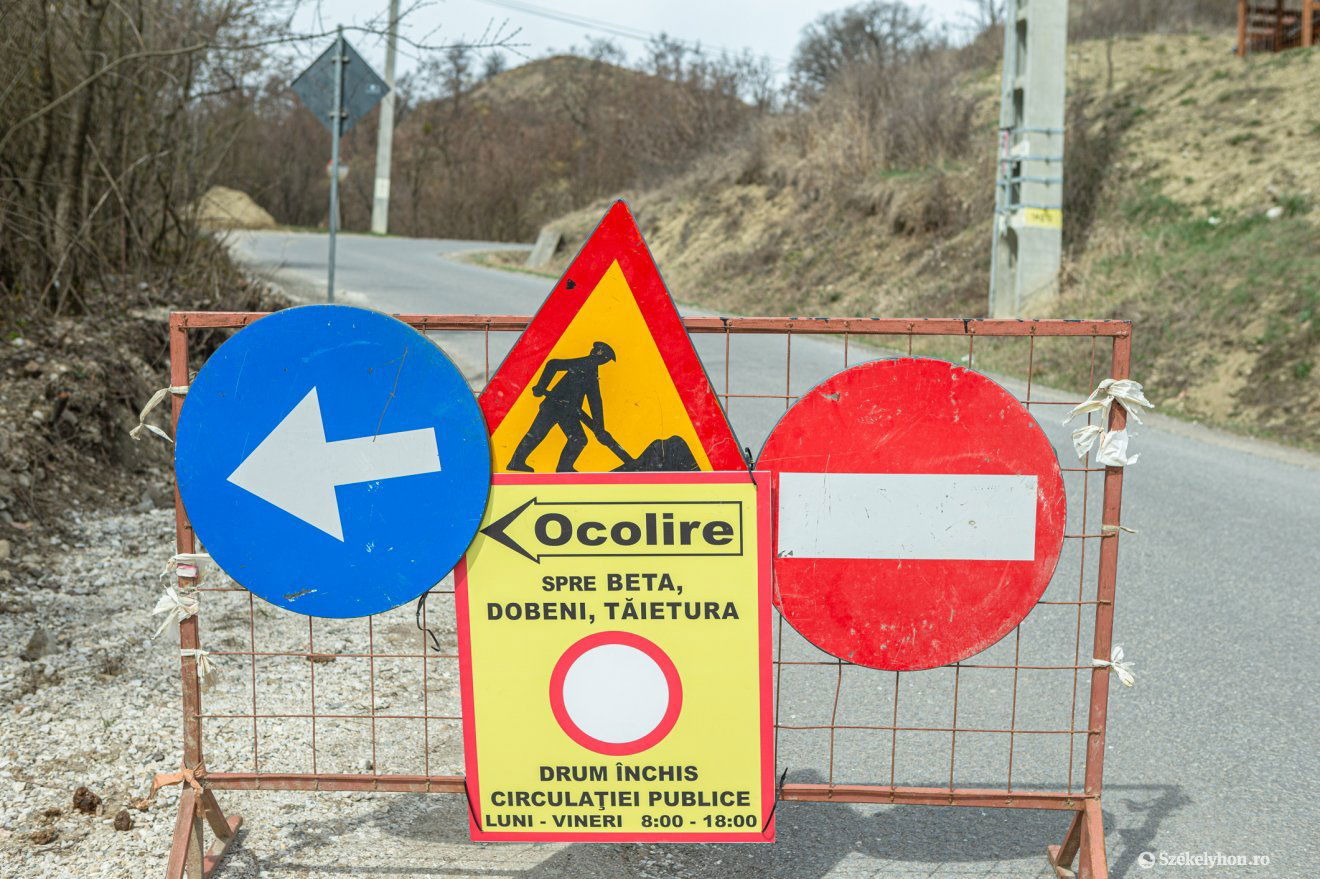 Reggel nyolc és délután hat óra között teljesen lezárják a 18-as községi utat •  Fotó: Erdély Bálint Előd