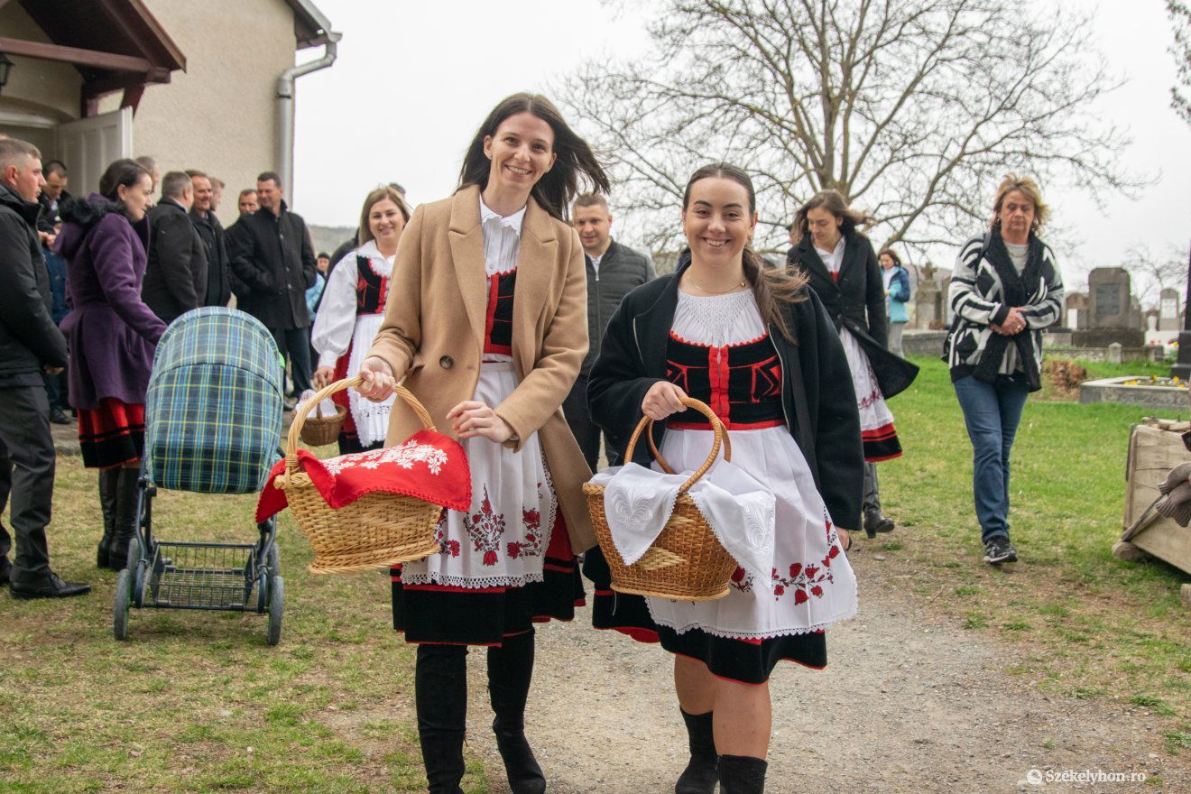 •  Fotó: László Ildikó