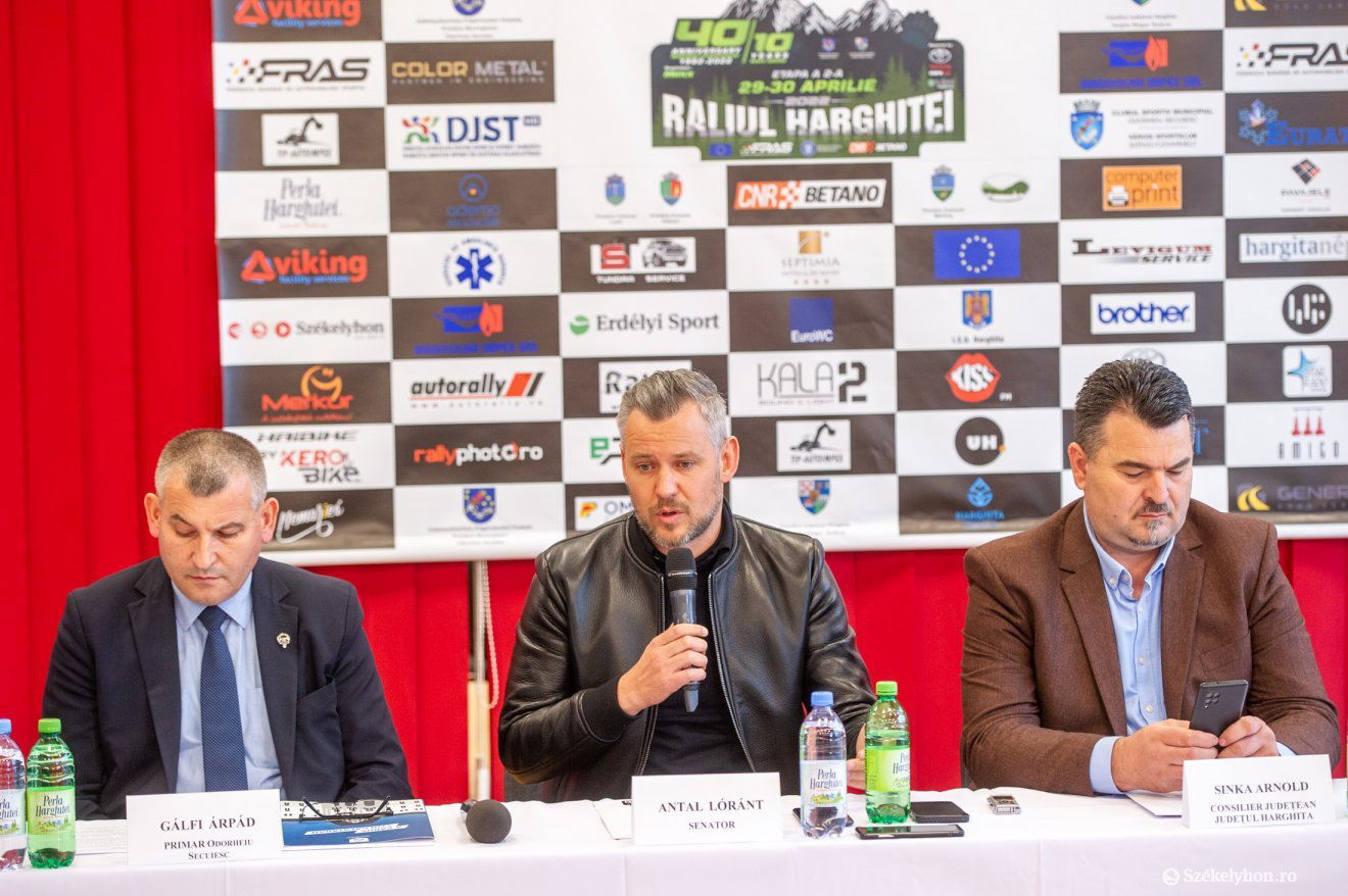 &bullet;  Fotó: Beliczay László