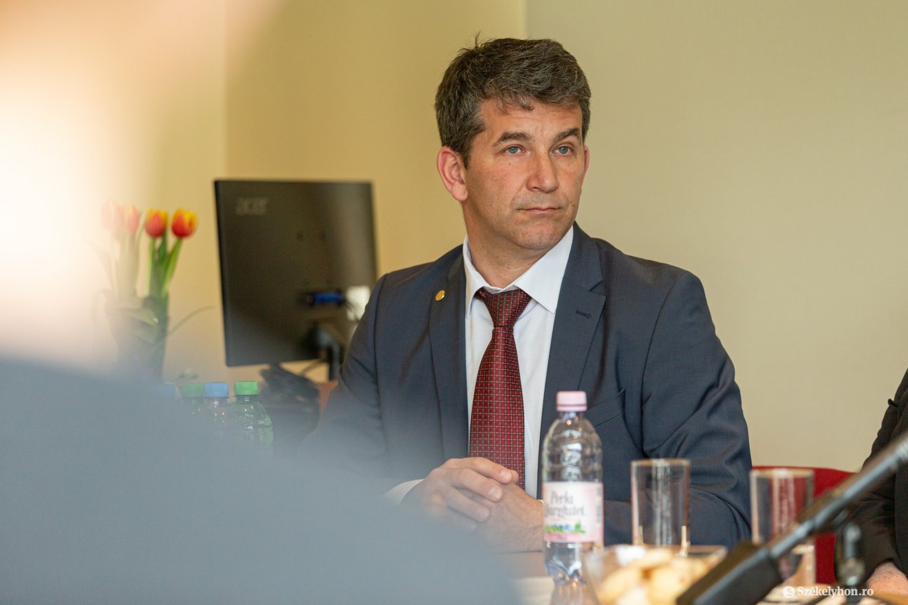 •  Fotó: Erdély Bálint Előd