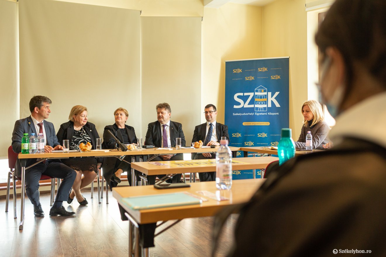 •  Fotó: Erdély Bálint Előd