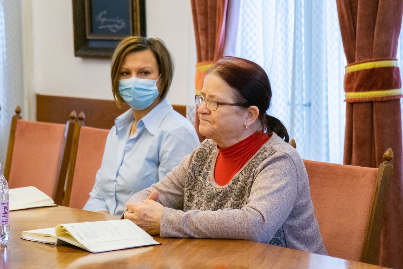 Bíró Edit és Pálfi Kinga. Kitartanak a szoborállítás mellett •  Fotó: László Ildikó