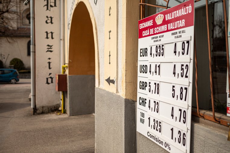 A valutafelvásárlási láz következményei, és ami mögötte van