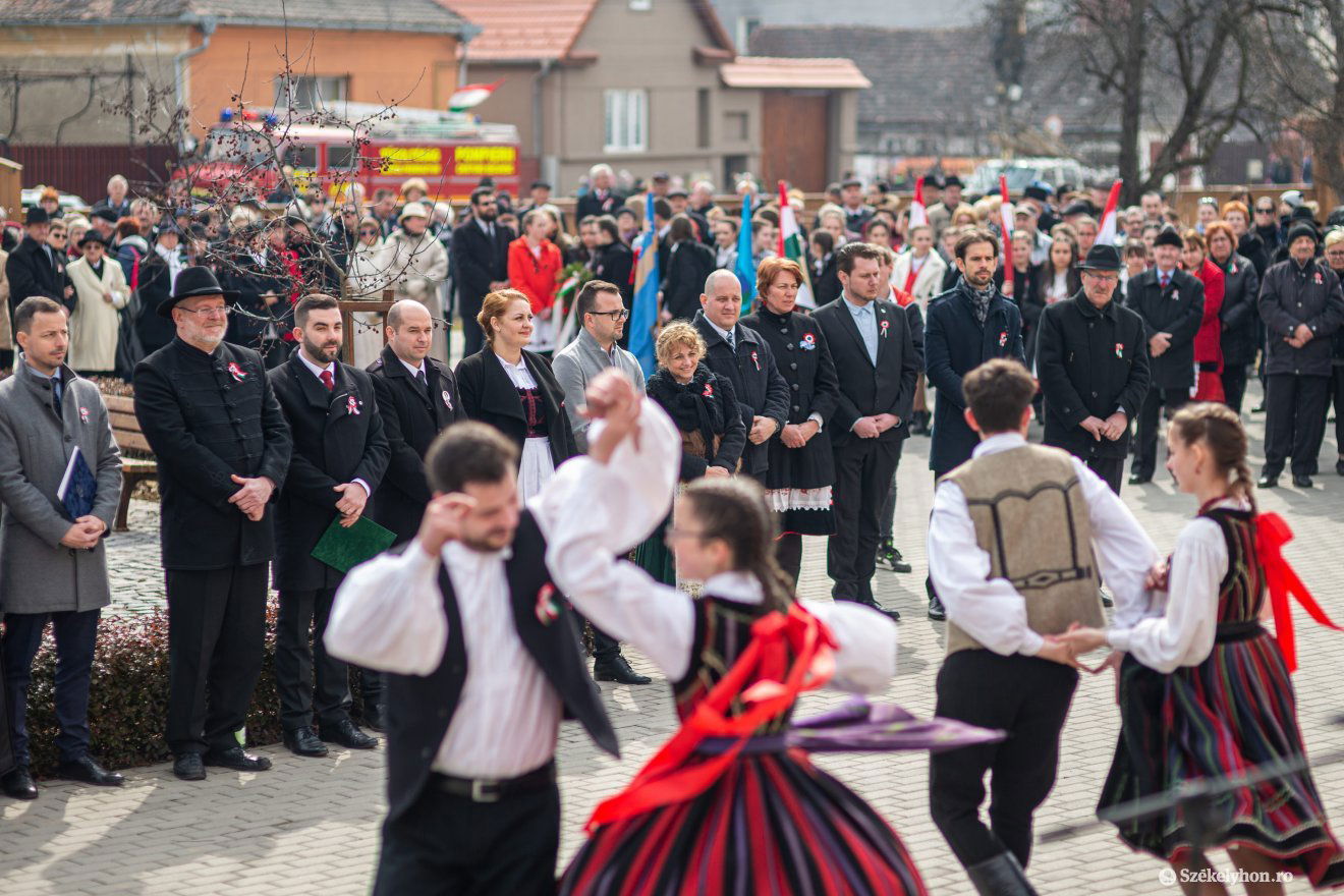 •  Fotó: Erdély Bálint Előd