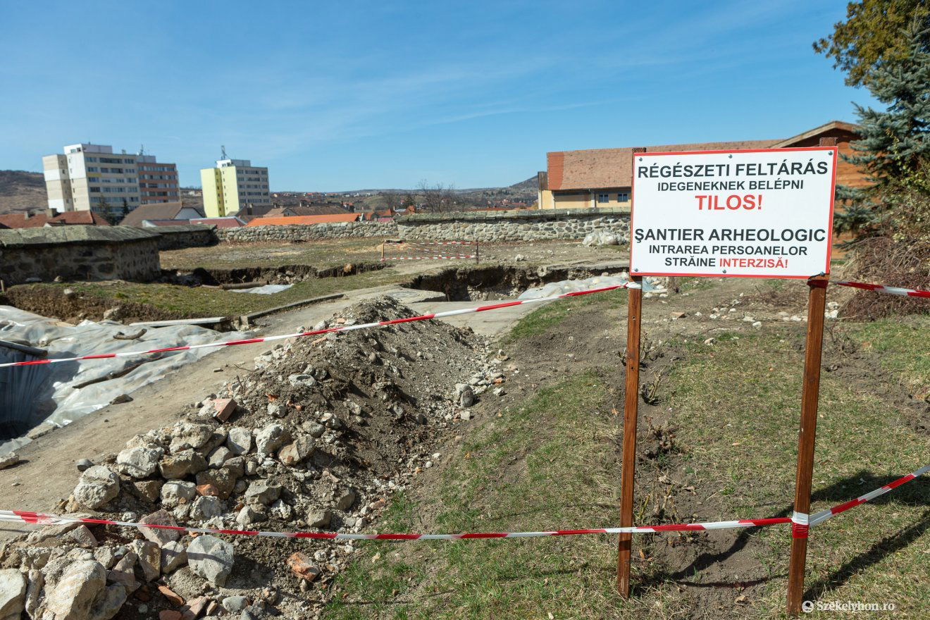 •  Fotó: Erdély Bálint Előd