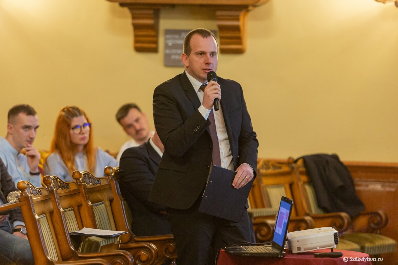 •  Fotó: Erdély Bálint Előd