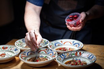 Ilyenkor már tömeg szokott lenni Parajdon, most még ellenőrizni is alig kell