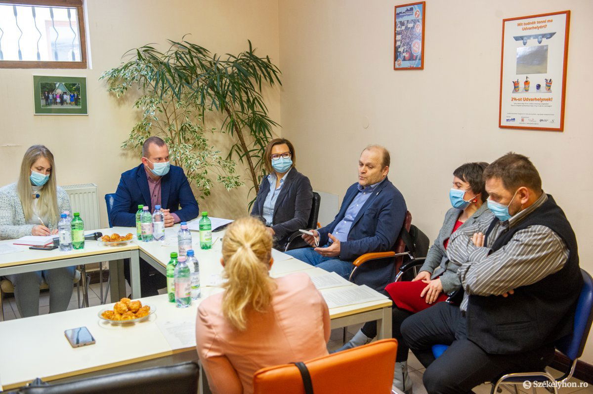 Sajtótájékoztatón ismertették az új projektet •  Fotó: Beliczay László