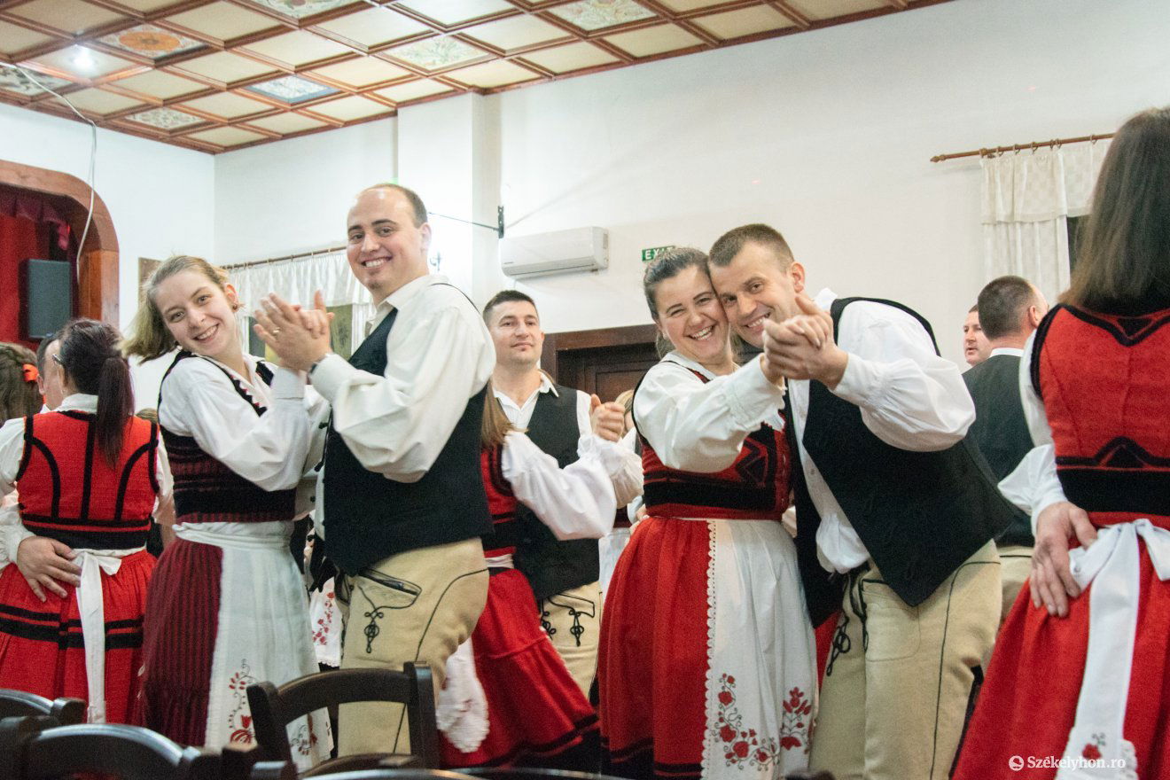 •  Fotó: László Ildikó