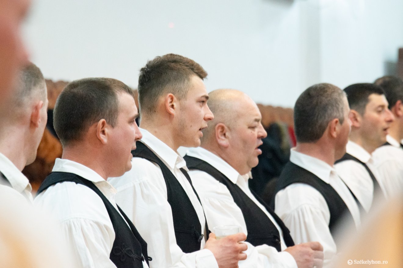 •  Fotó: László Ildikó