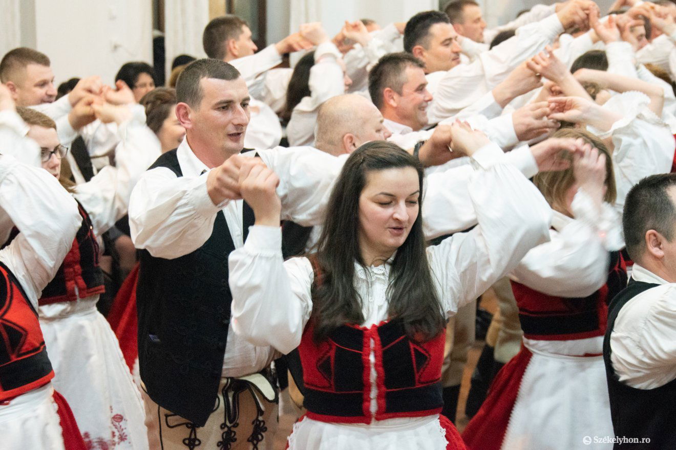 •  Fotó: László Ildikó