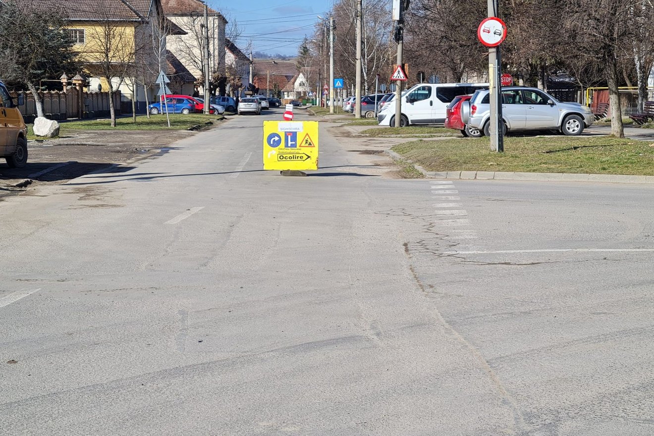 Három hétig lesz lezárva az utcának egy nagyobb szakasza •  Fotó: Székelykeresztúr Polgármesteri Hivatala