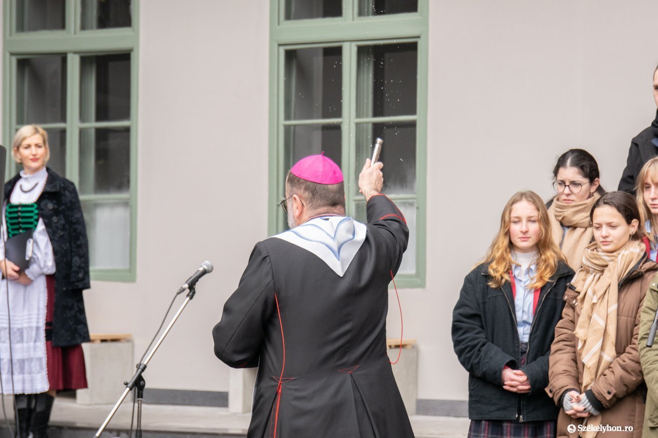 •  Fotó: László Ildikó