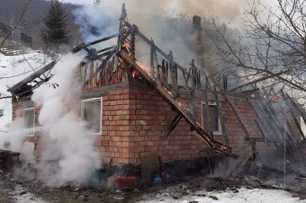 Tűzeset miatt vált lakhatatlanná egy zeteváraljai lakóház