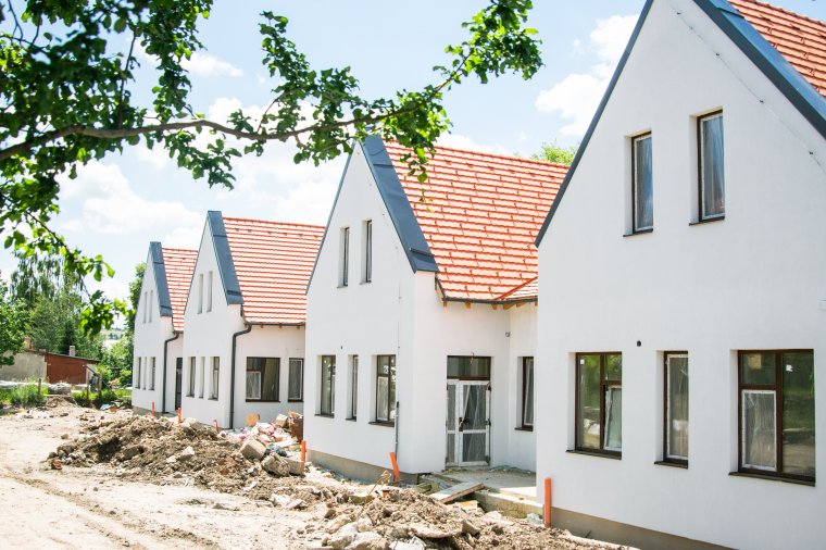A tervezettnél is jobban haladnak a napköziépítéssel Szentegyházán