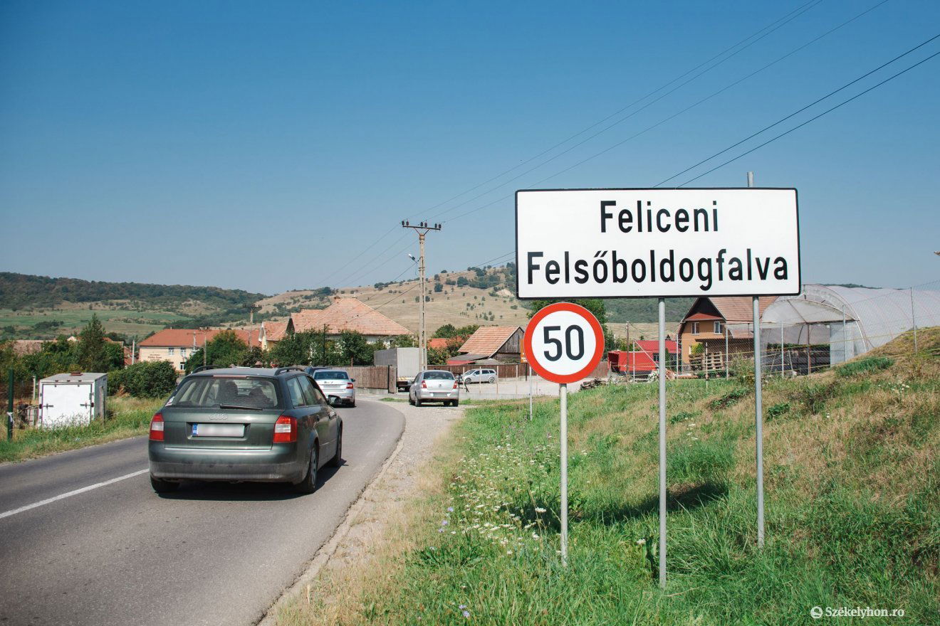 Közösségi érdek, hogy mielőbb beüzemeljék a szennyvízhálózati rendszert •  Fotó: László Ildikó